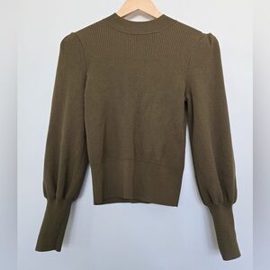 Banana Republic Ribbed Puff Sleeve Sweater in Cargo
Olive XS